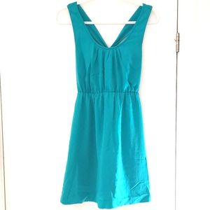 Banana Republic twist back tie waist dress